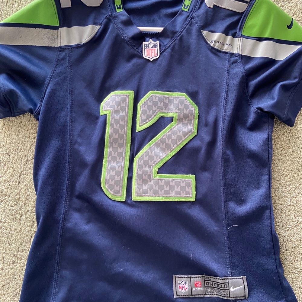 NIKE SEATTLE SEAHAWK WOMENS JERSEY